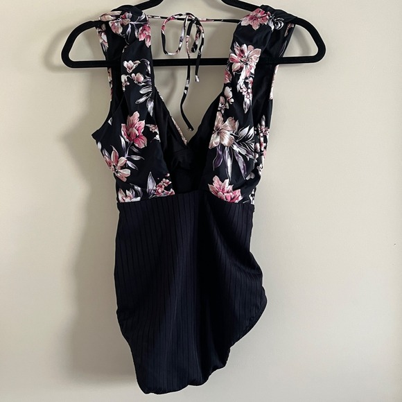 Time  Tru Babydoll Floral One Piece Swimsuit Small Belted Tie Resort Travel Pool - Picture 2 of 9
